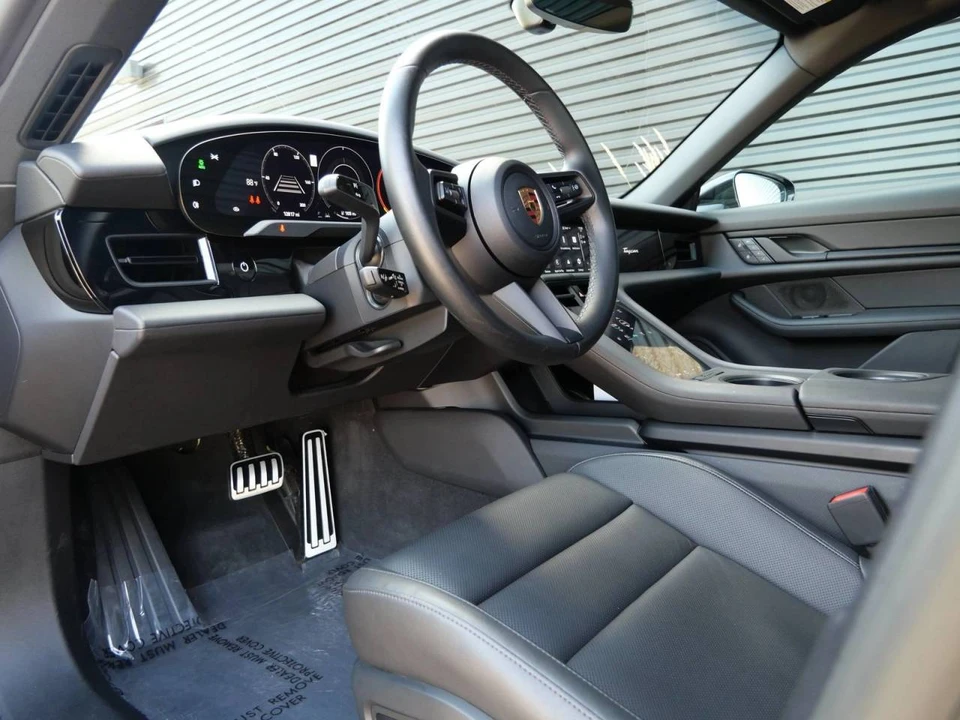 2023 Porsche Taycan - Image 4 of 5
