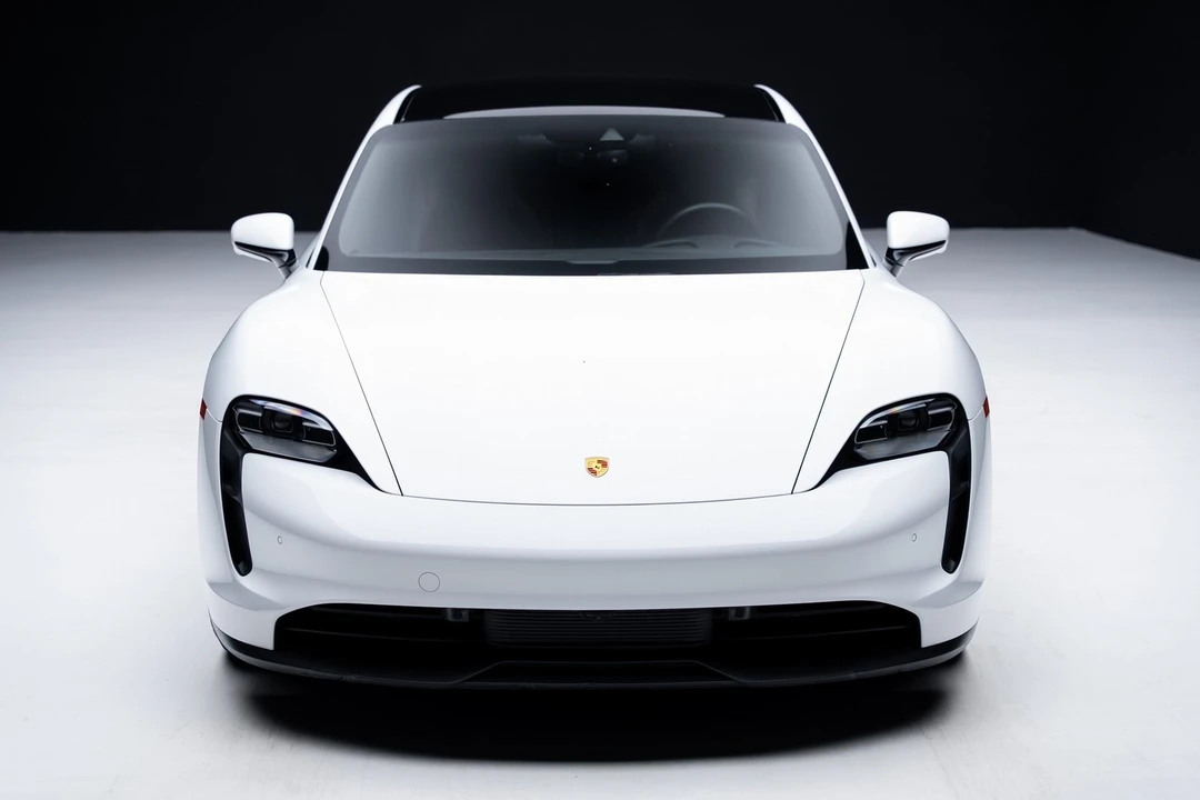 2023 Porsche Taycan - Image 6 of 12