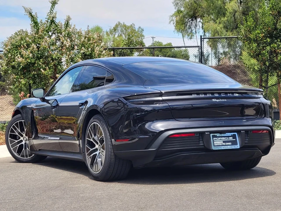 2023 Porsche Taycan - Image 20 of 31