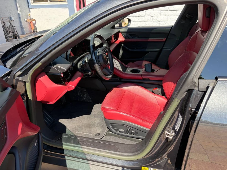 2023 Porsche Taycan - Image 5 of 6