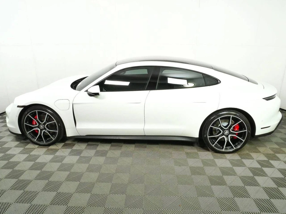 2023 Porsche Taycan - Image 2 of 5