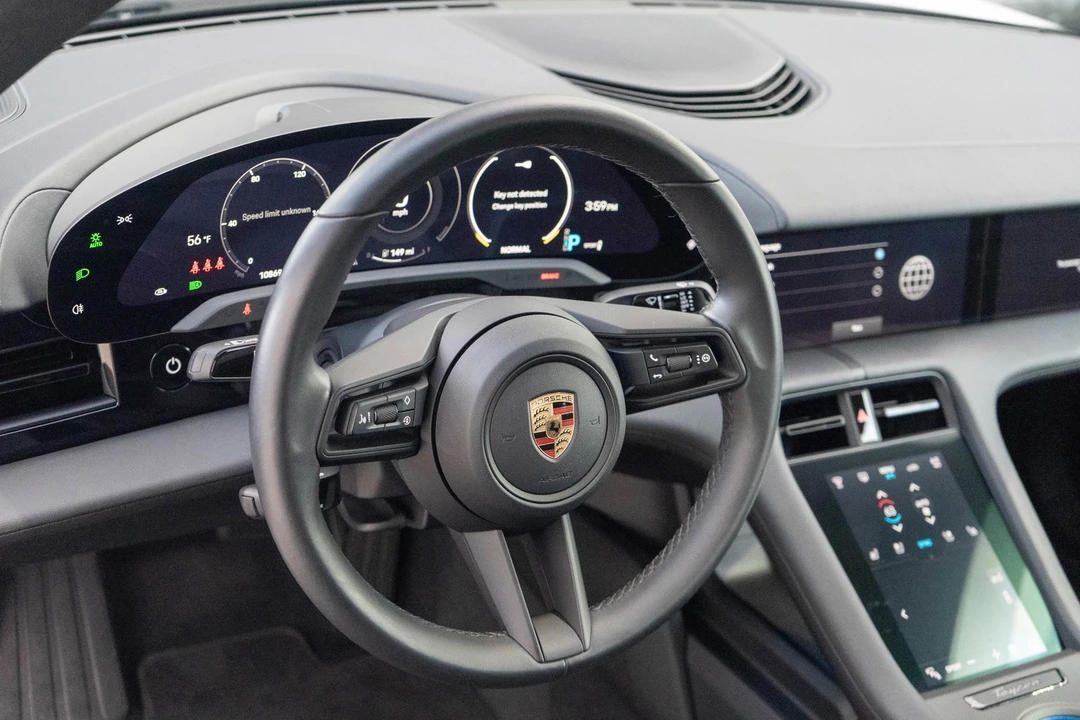 2023 Porsche Cayman - Image 12 of 21