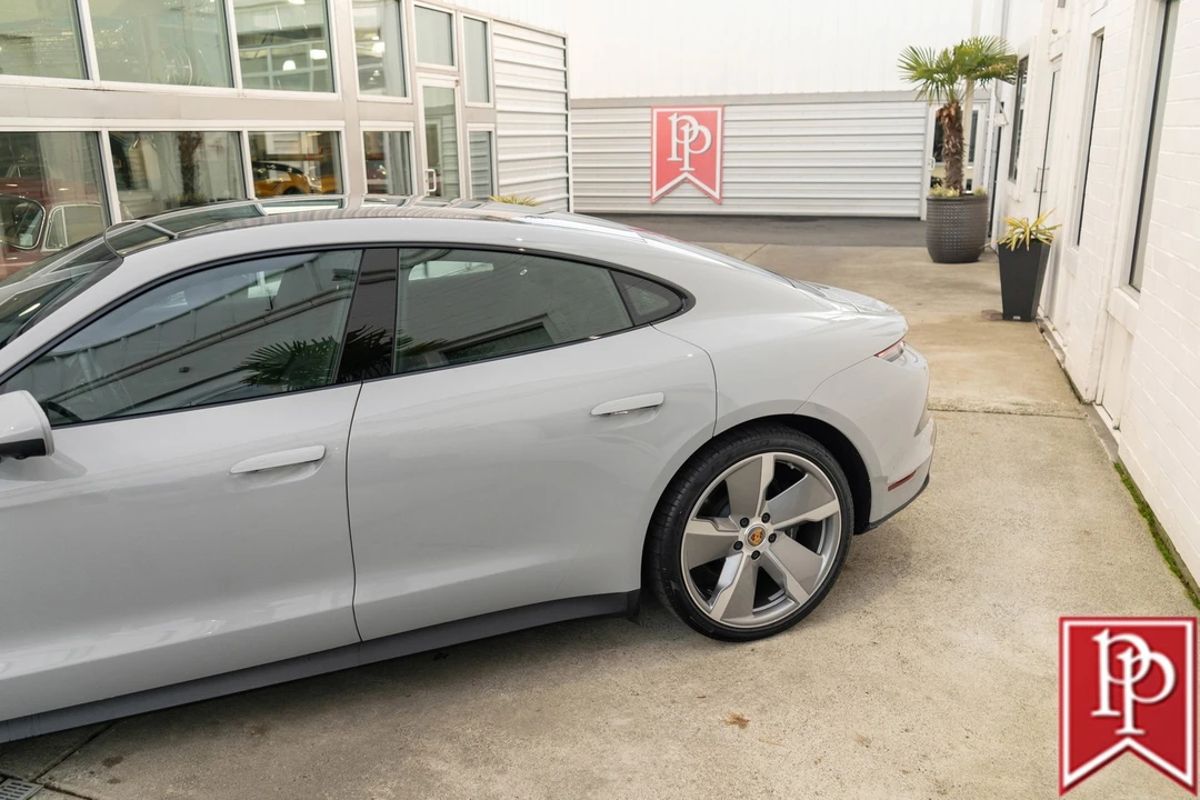 2023 Porsche Taycan - Image 4 of 21