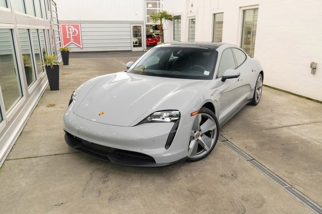 2023 Porsche Cayman - Image 2 of 21