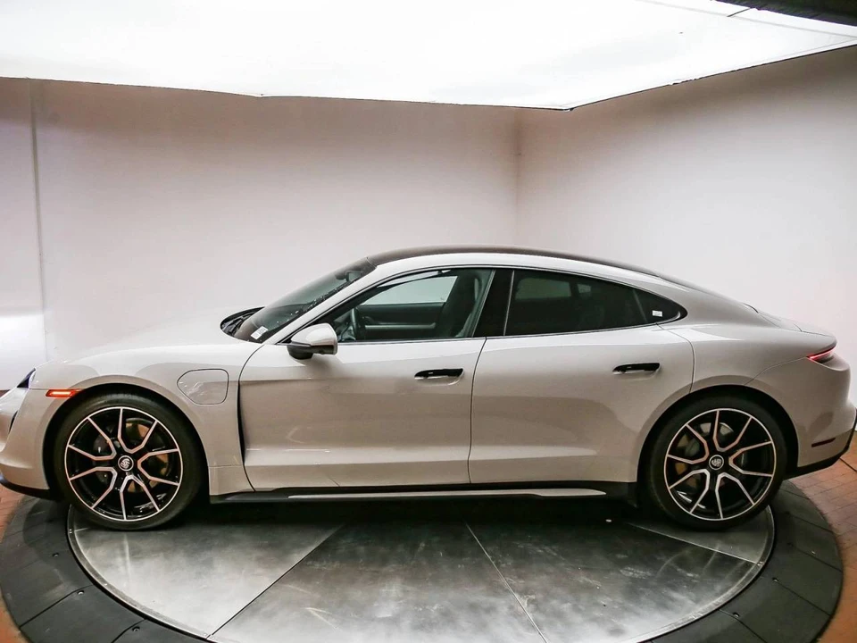 2023 Porsche Taycan - Image 2 of 5