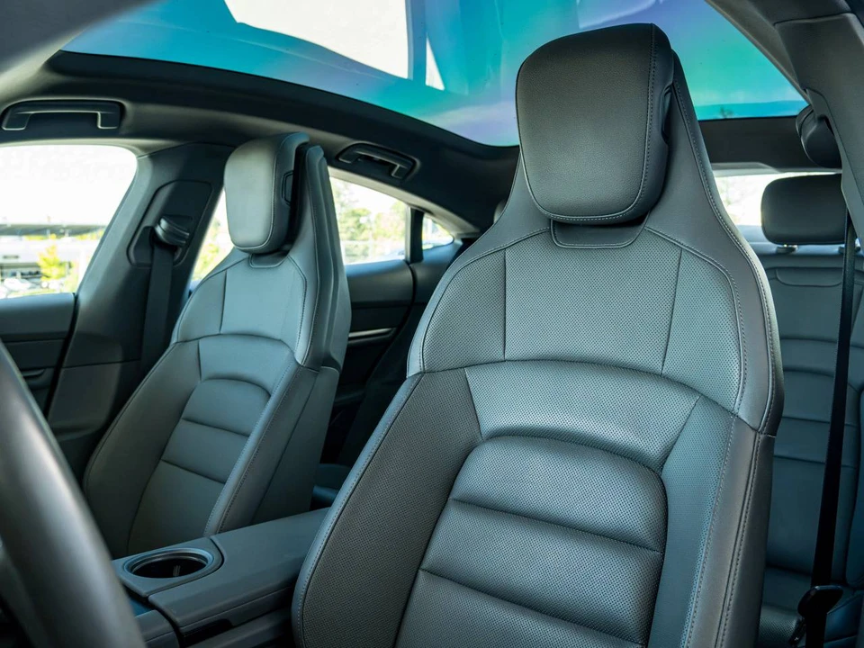 2023 Porsche Taycan - Image 5 of 5