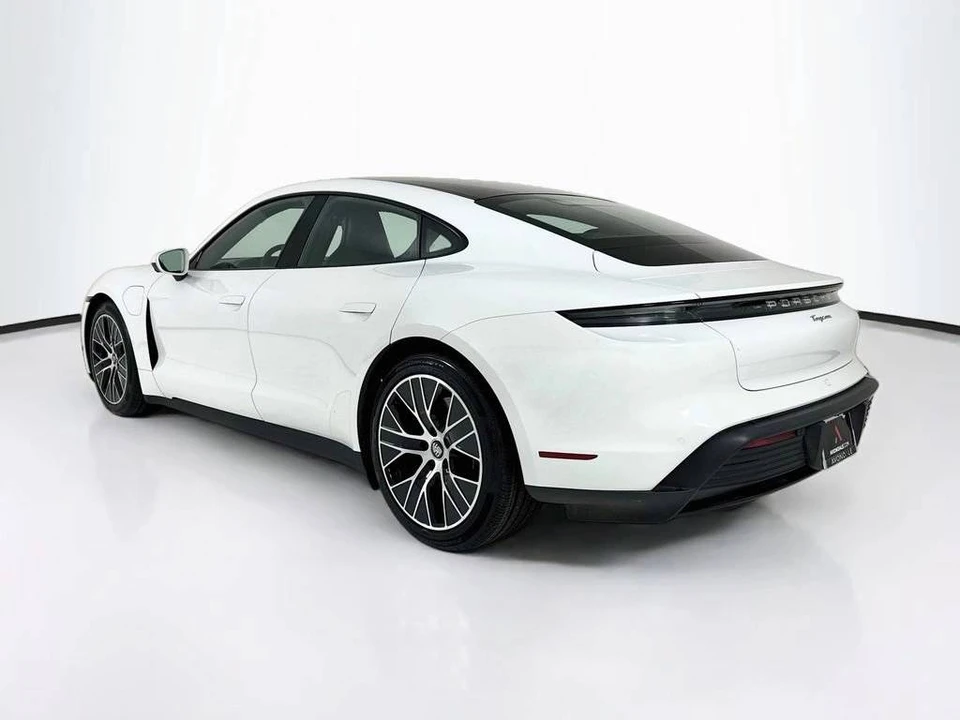 2023 Porsche Taycan - Image 3 of 4