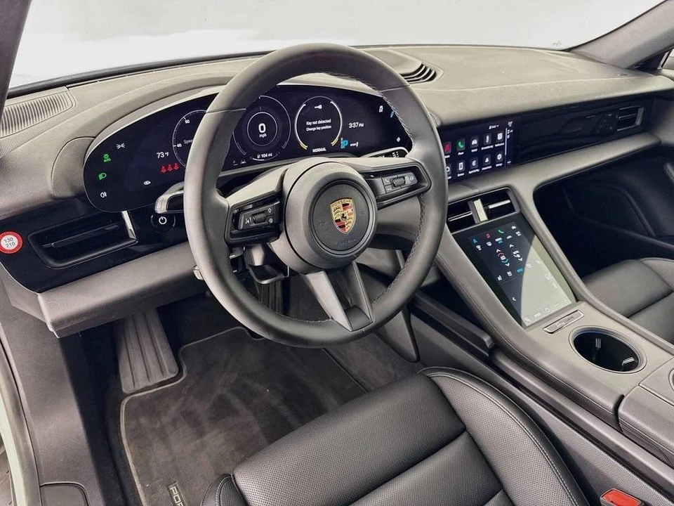 2023 Porsche Taycan - Image 4 of 4