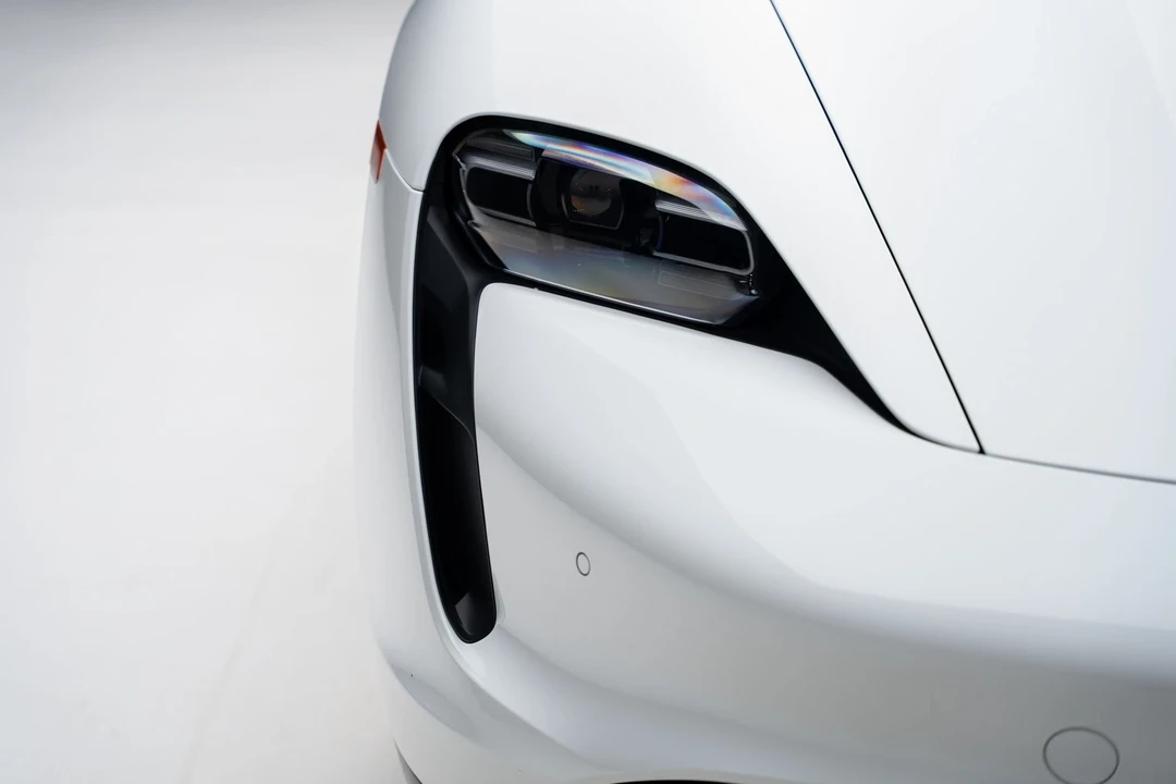2023 Porsche Taycan - Image 8 of 12