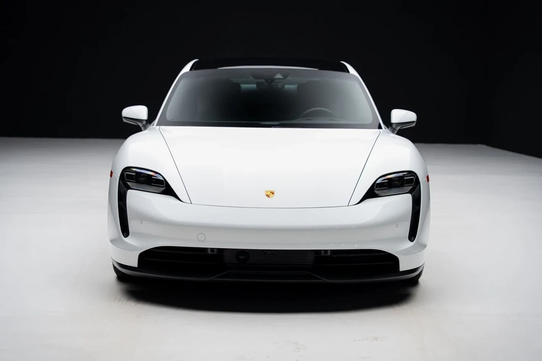 2023 Porsche Taycan - Image 6 of 12