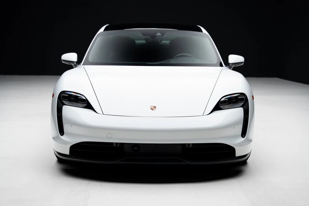 2023 Porsche Taycan - Image 6 of 21