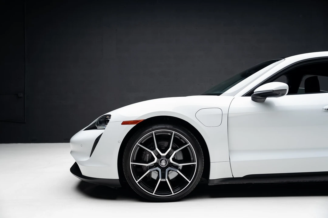 2023 Porsche Taycan - Image 19 of 21