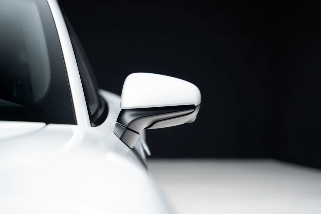 2023 Porsche Taycan - Image 16 of 21