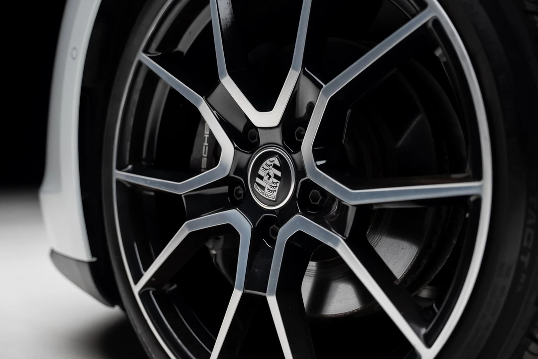 2023 Porsche Taycan - Image 21 of 21