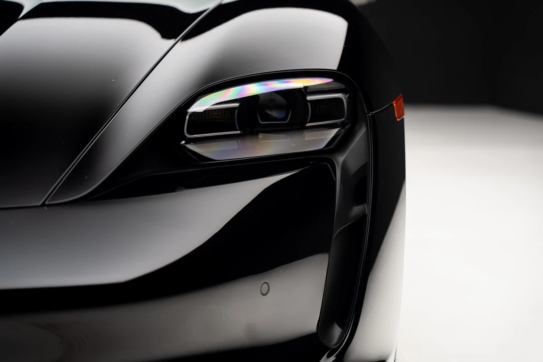 2023 Porsche Taycan - Image 10 of 12