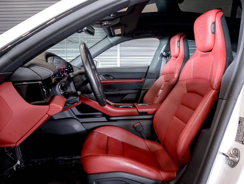 2023 Porsche Taycan - Image 5 of 5