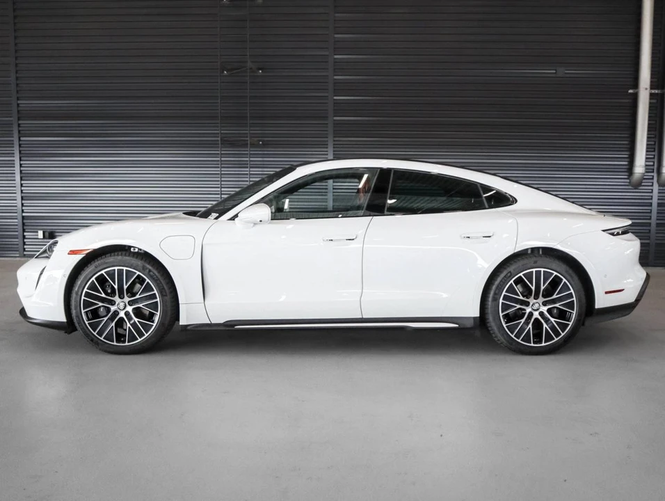 2023 Porsche Taycan - Image 2 of 5