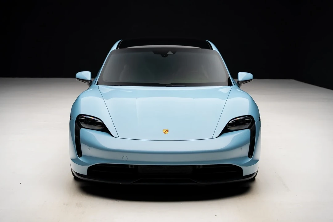 2023 Porsche Taycan - Image 5 of 21