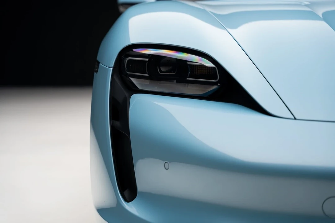 2023 Porsche Taycan - Image 8 of 21