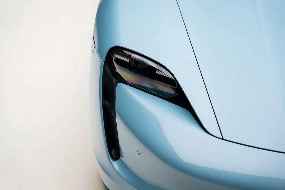 2023 Porsche Taycan - Image 11 of 21