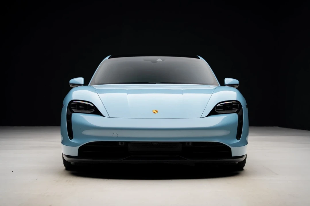 2023 Porsche Taycan - Image 7 of 21