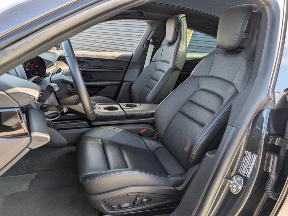 2023 Porsche Taycan - Image 5 of 5