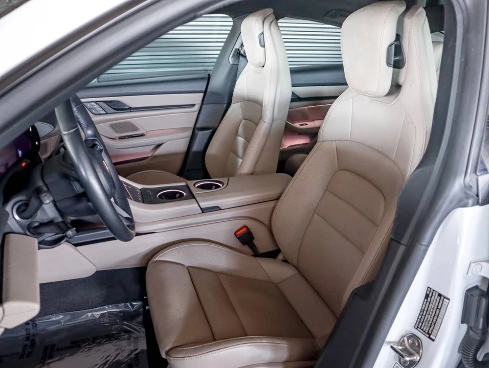 2023 Porsche Taycan - Image 5 of 5
