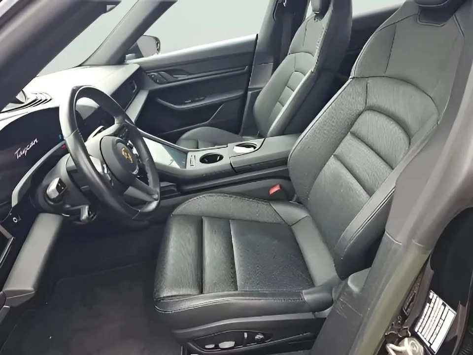 2023 Porsche Taycan - Image 7 of 9