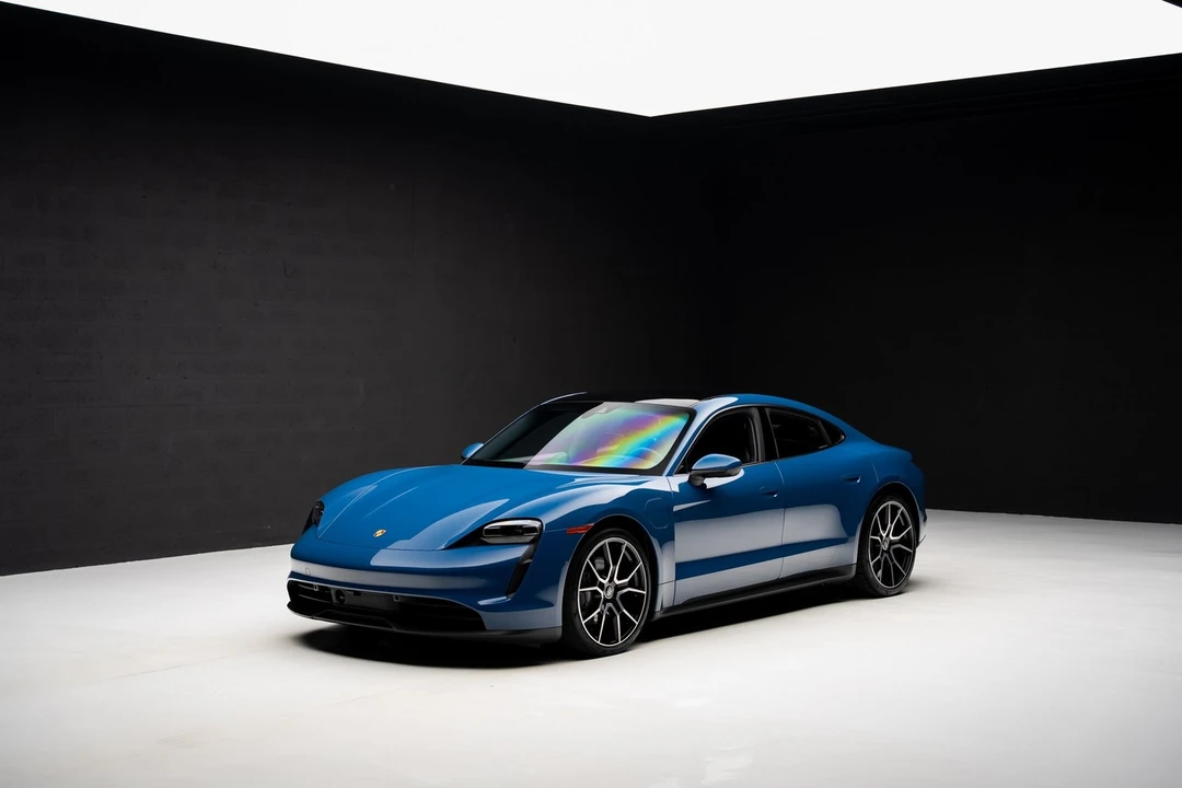 2023 Porsche Taycan - Image 4 of 12