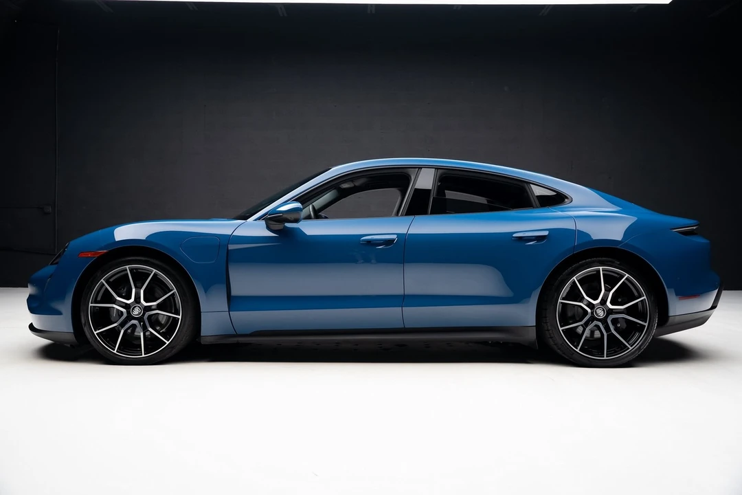 2023 Porsche Taycan - Image 17 of 21