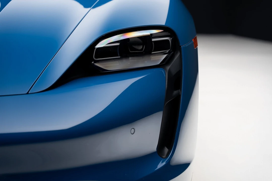 2023 Porsche Taycan - Image 10 of 12