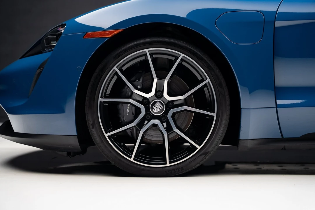2023 Porsche Taycan - Image 19 of 21