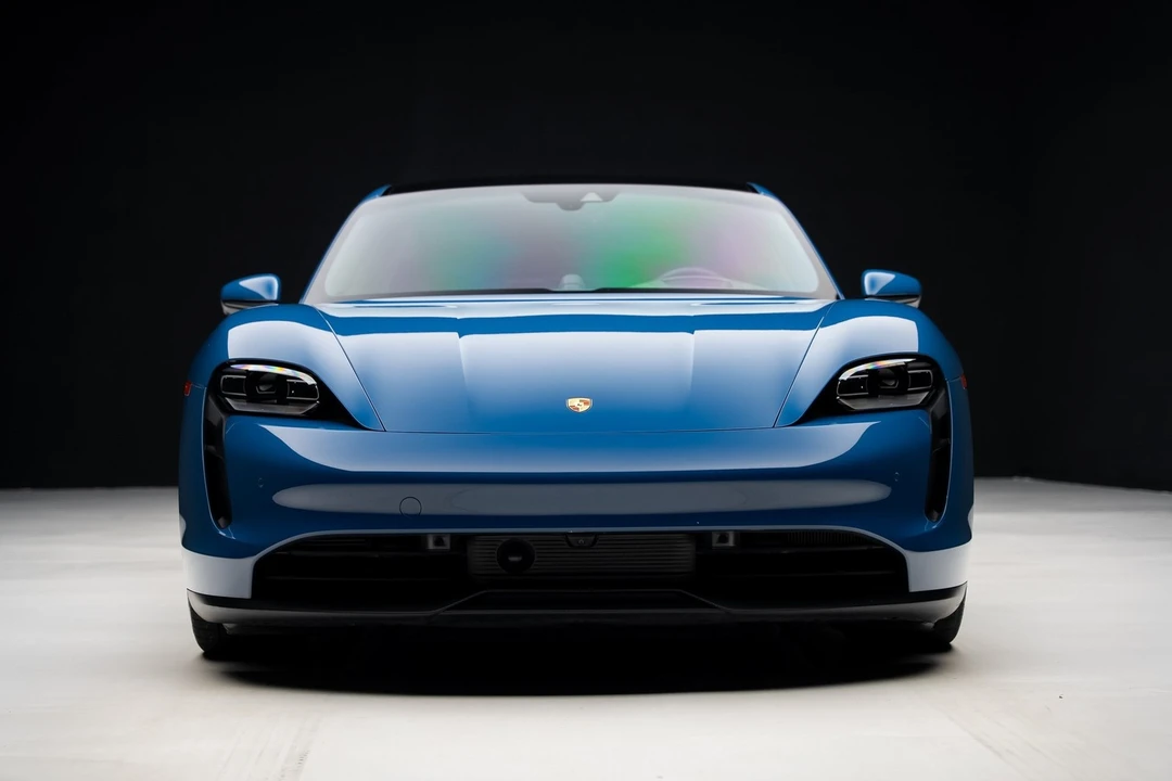 2023 Porsche Taycan - Image 8 of 12