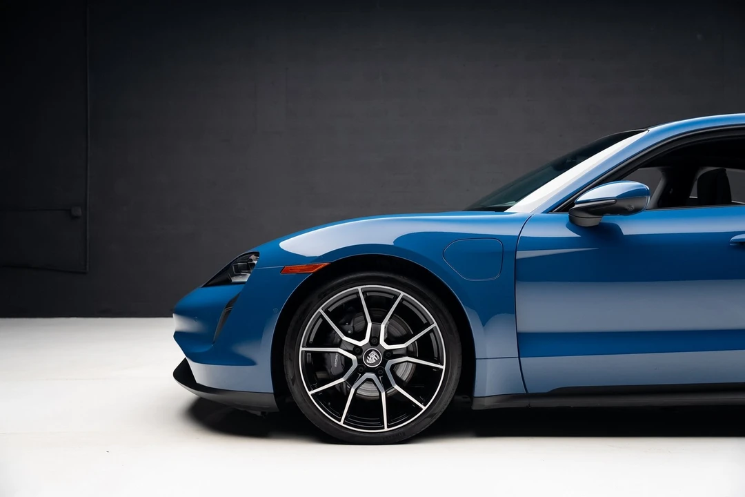 2023 Porsche Taycan - Image 18 of 21
