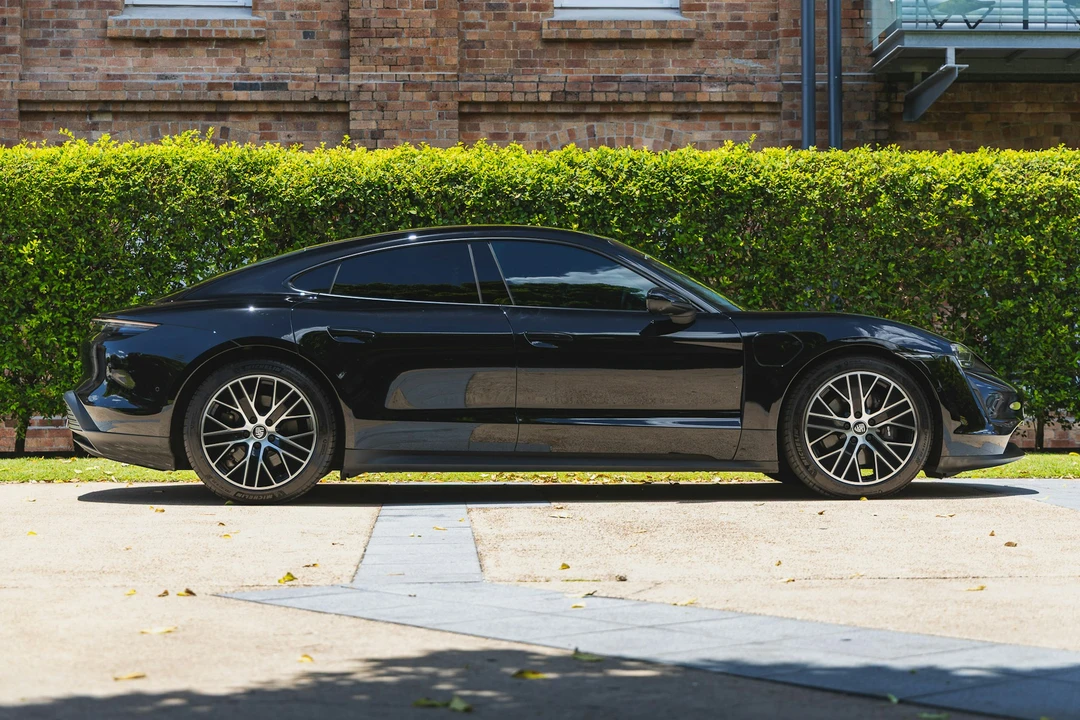 2023 Porsche Taycan - Image 16 of 21