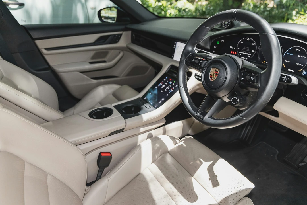 2023 Porsche Taycan - Image 4 of 21