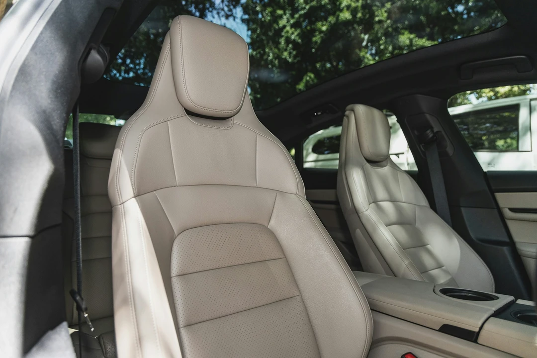 2023 Porsche Taycan - Image 5 of 21