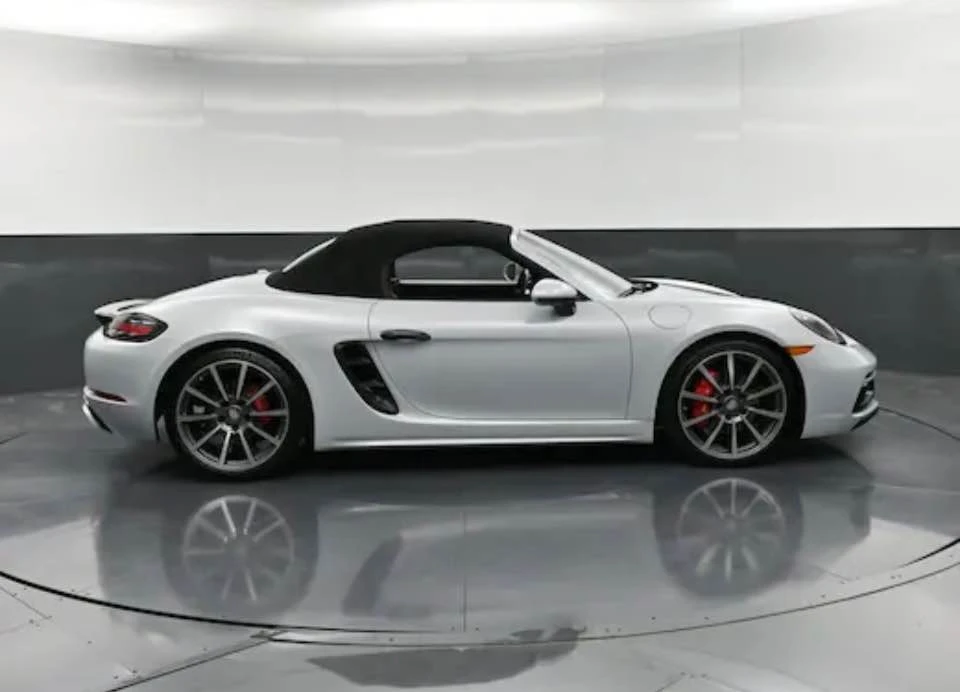 2023 Porsche 718 Boxster - Image 4 of 4