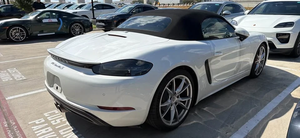2023 Porsche 718 Boxster S - Image 6 of 7