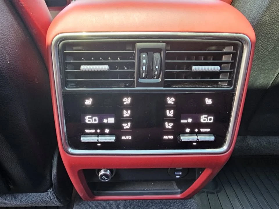 2023 Porsche 9Y0/9Y3 Cayenne - Image 15 of 18