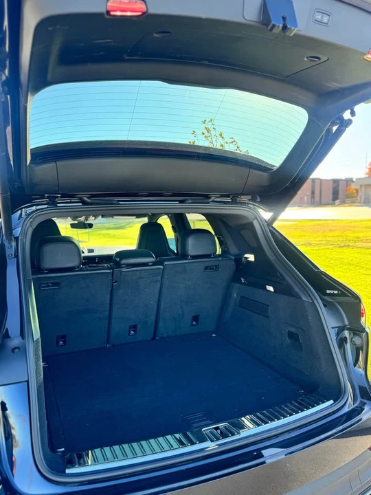 2023 Porsche 9Y0/9Y3 Cayenne - Image 4 of 9