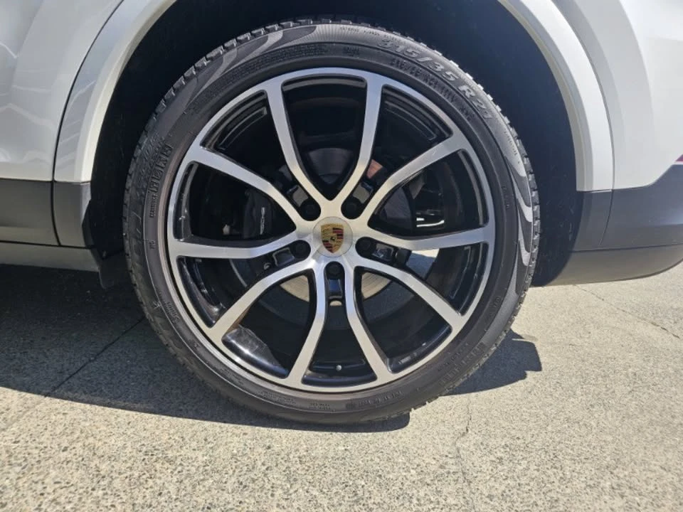 2023 Porsche 9Y0/9Y3 Cayenne - Image 10 of 18