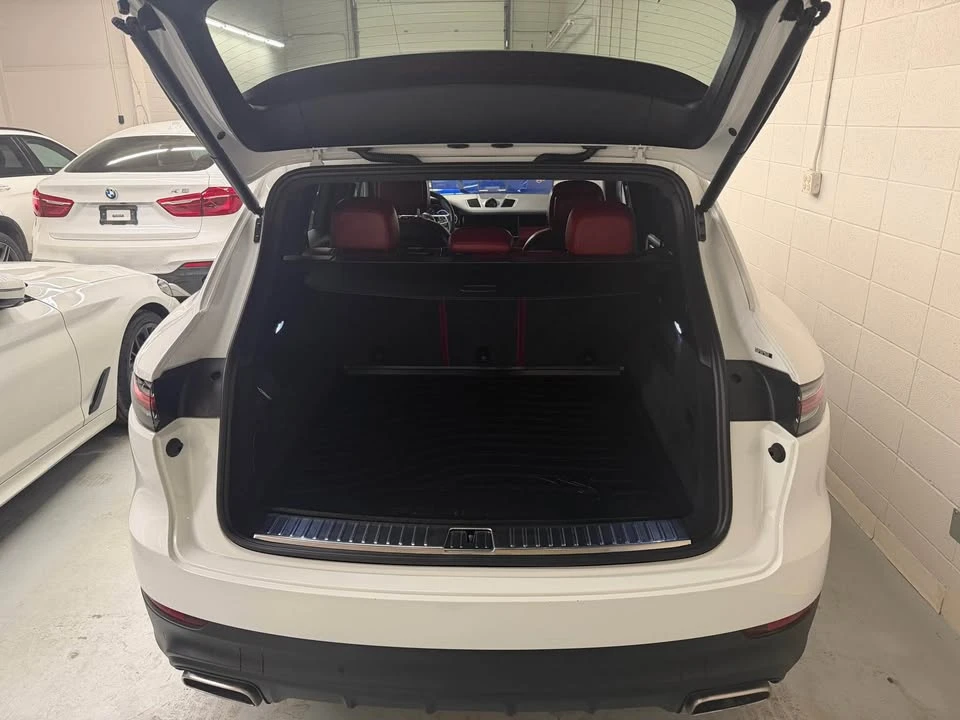 2023 Porsche 9Y0/9Y3 Cayenne - Image 12 of 14