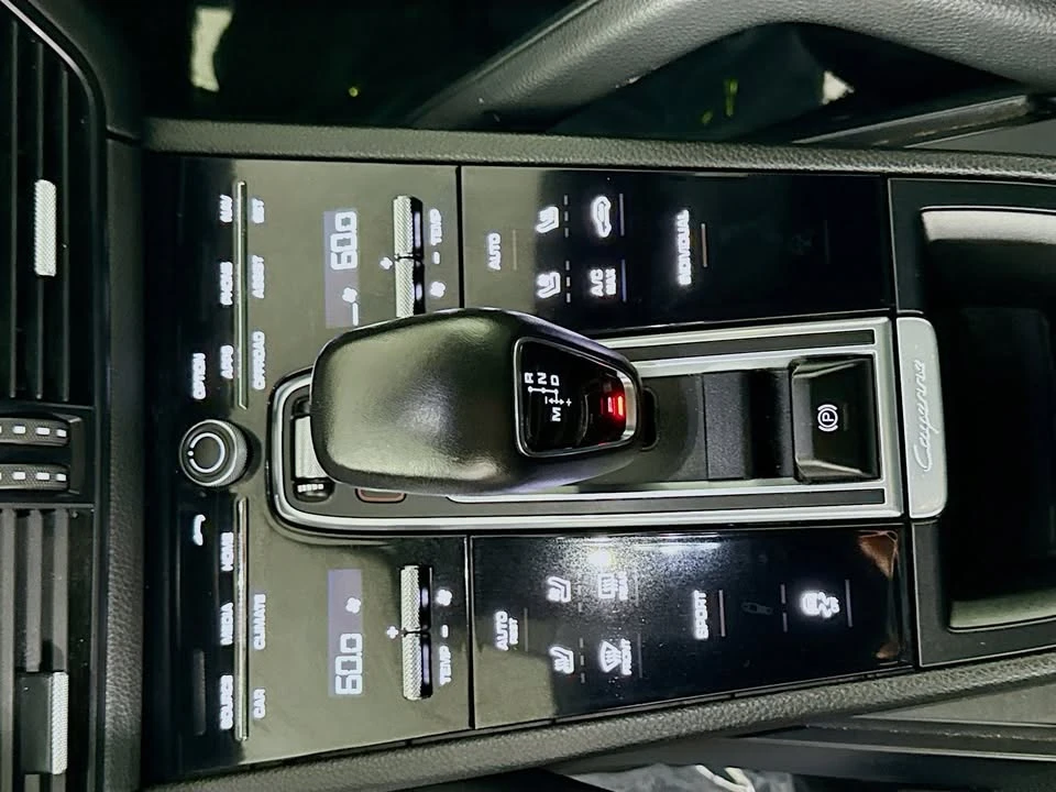 2023 Porsche 9Y0/9Y3 Cayenne - Image 16 of 20