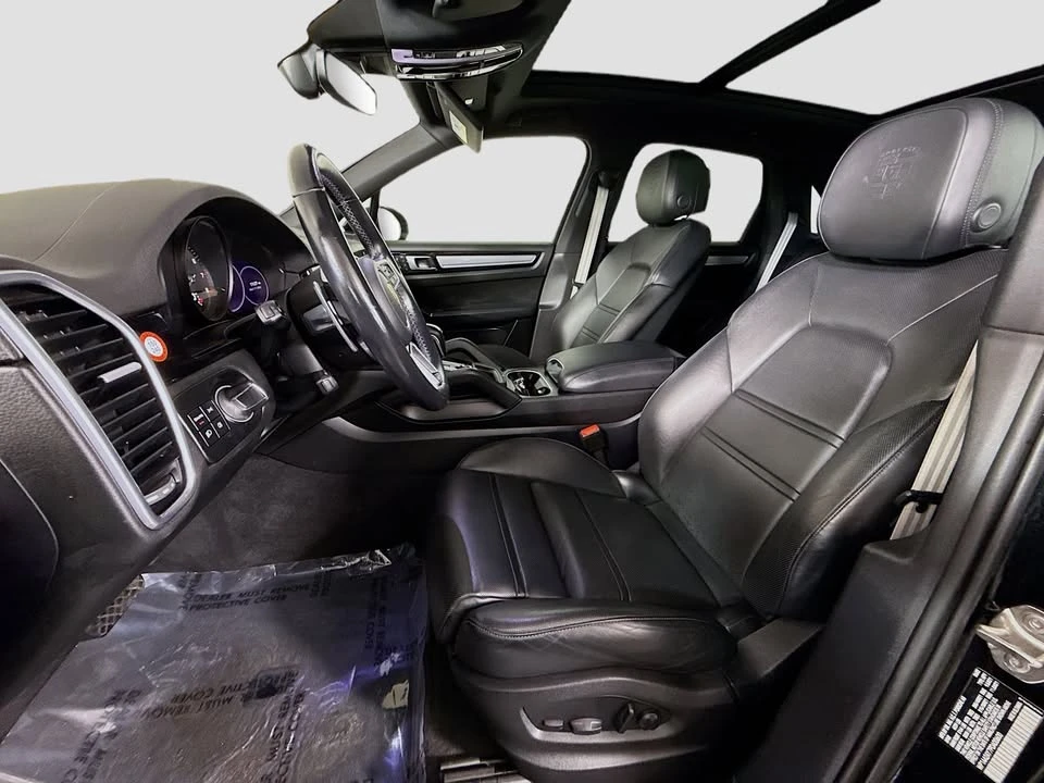 2023 Porsche 9Y0/9Y3 Cayenne - Image 17 of 20