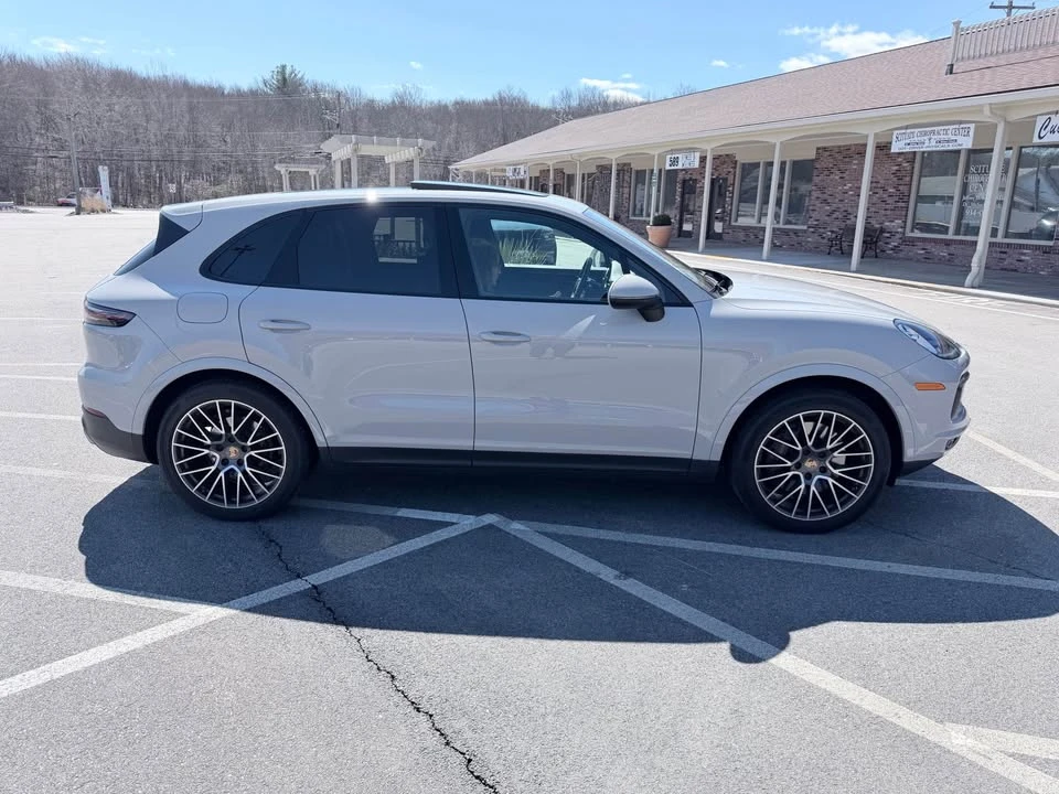 2023 Porsche 9Y0/9Y3 Cayenne - Image 6 of 13