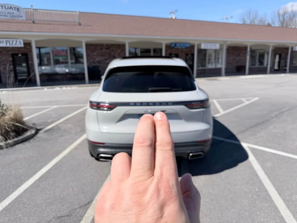 2023 Porsche 9Y0/9Y3 Cayenne - Image 4 of 13