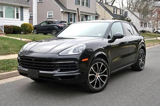 2023 Porsche Cayenne
