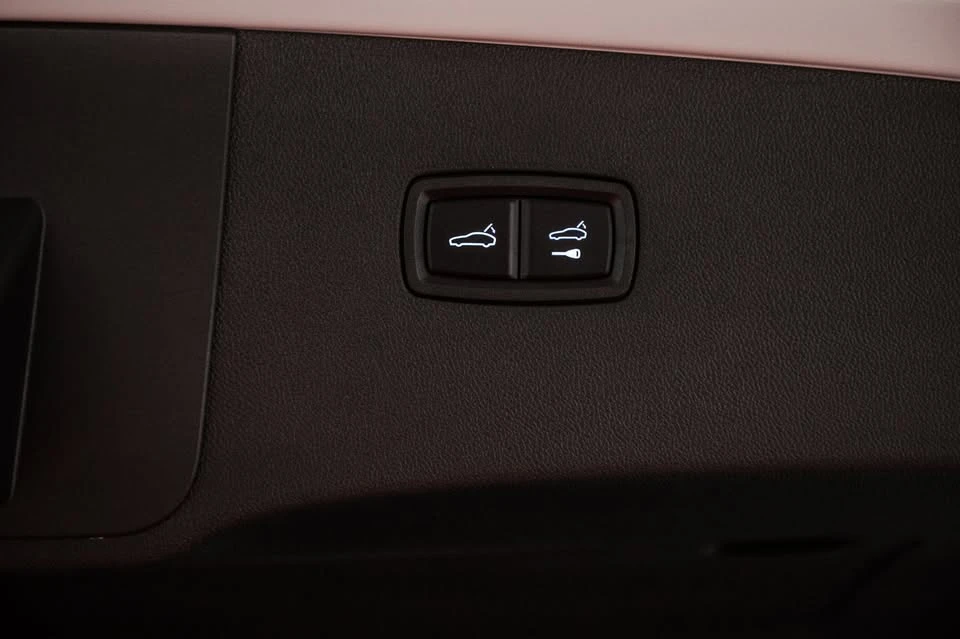 2023 Porsche 9Y0/9Y3 Cayenne - Image 10 of 10