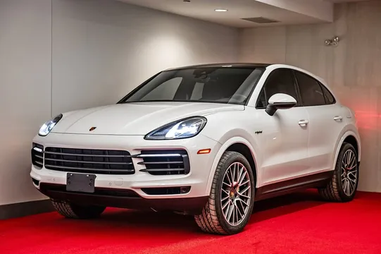 2023 Porsche Cayenne E-Hybrid Coupe
